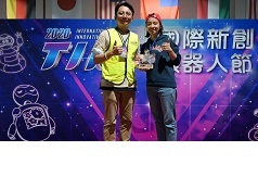 海觀系碩士生女中豪傑 榮獲迷你競速無人機賽事A組冠軍